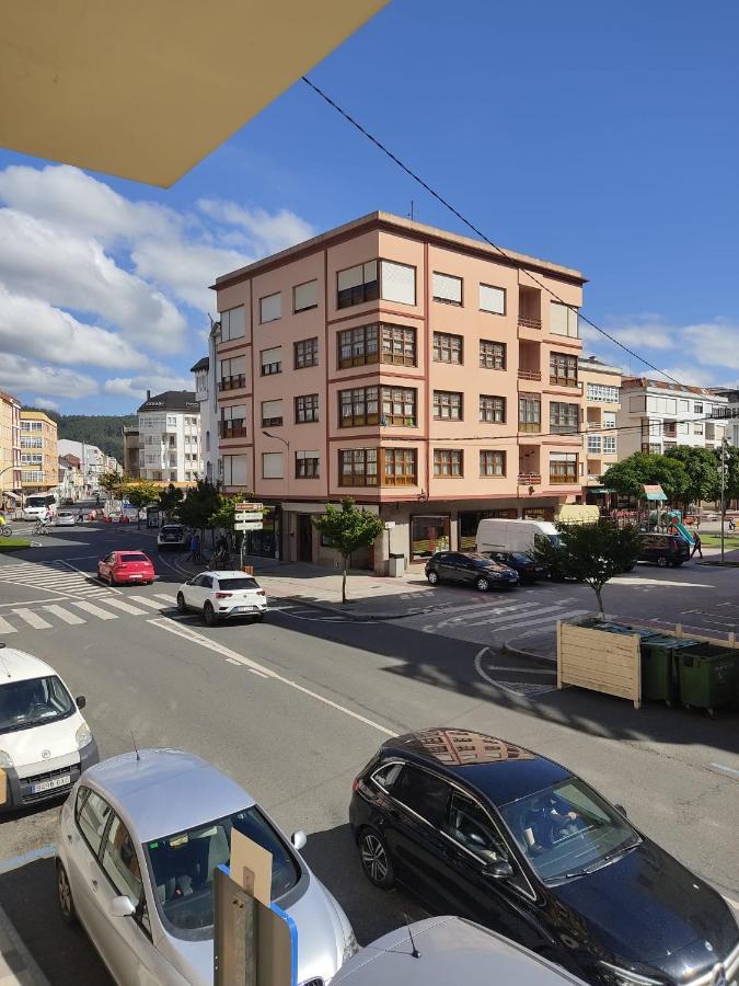 Apartamento pequeño, coqueto y céntrico. Cedeira Exterior foto